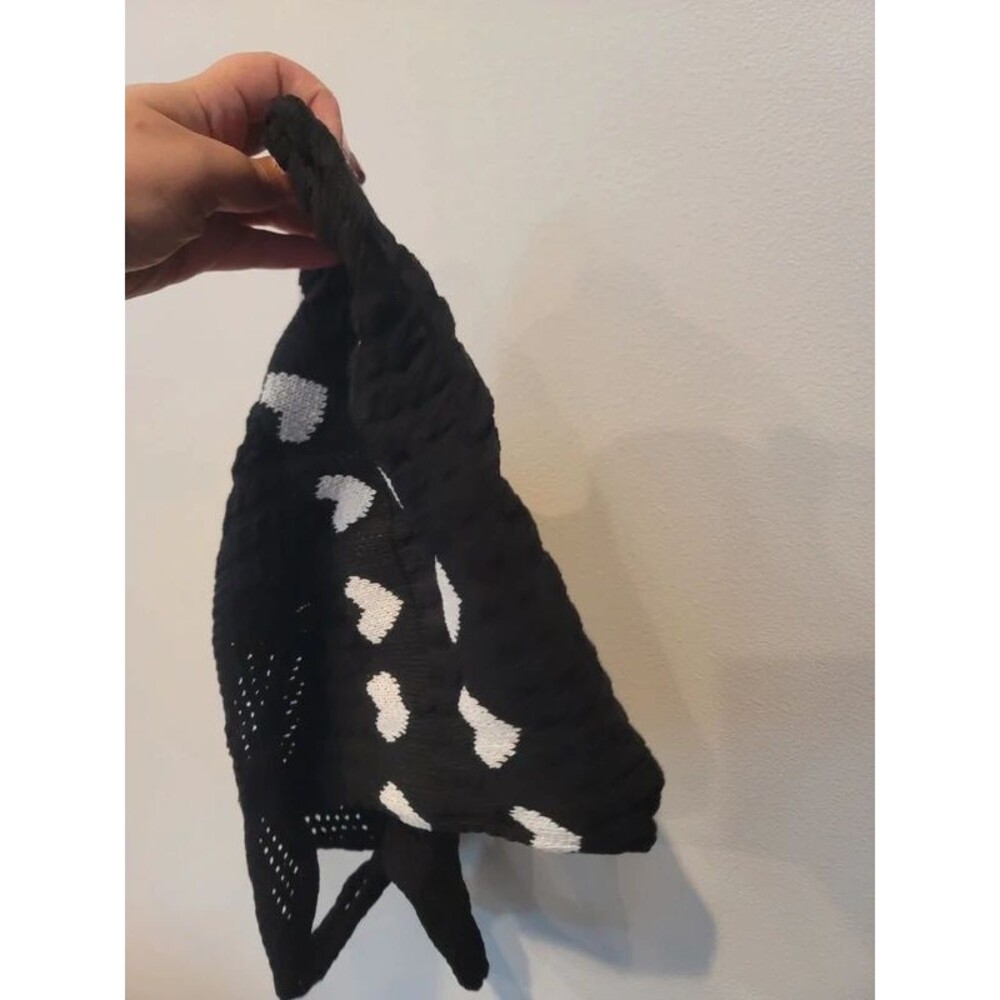Knit heart black and white shoulder bag - Picture 4 of 5